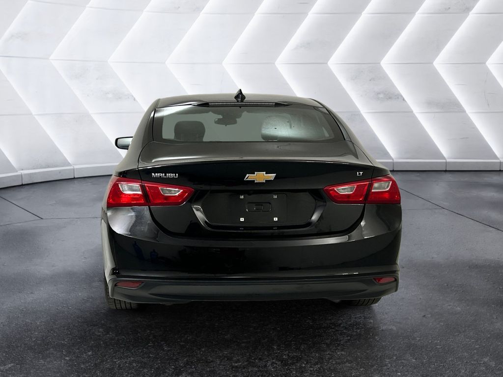Used 2023 Black Chevrolet LT image 5
