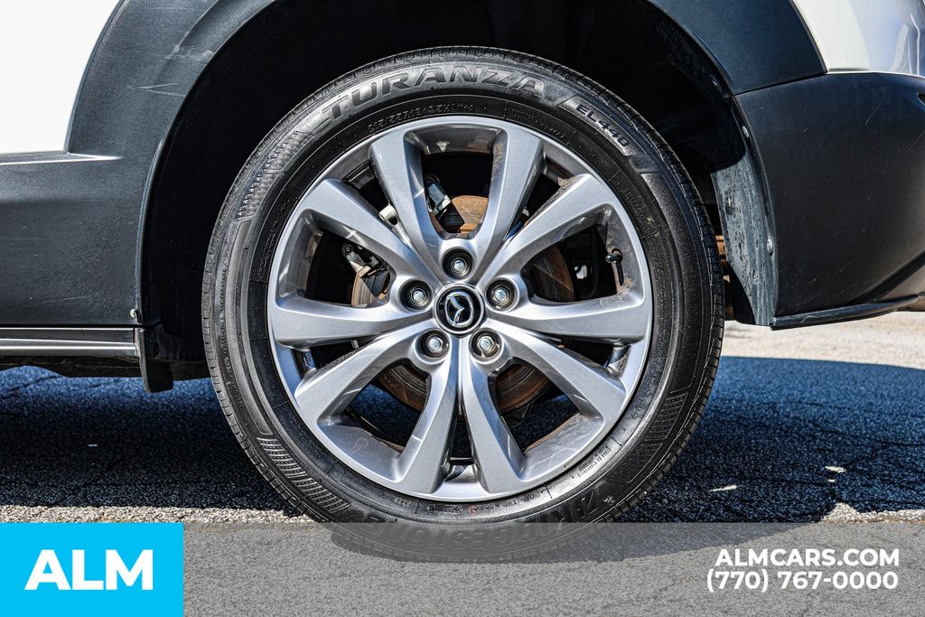 Used 2025 White Mazda 2.5 S Preferred Package/MT Certified image 17