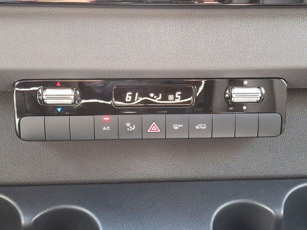 2025 Mercedes-Benz Sprinter 2500 12