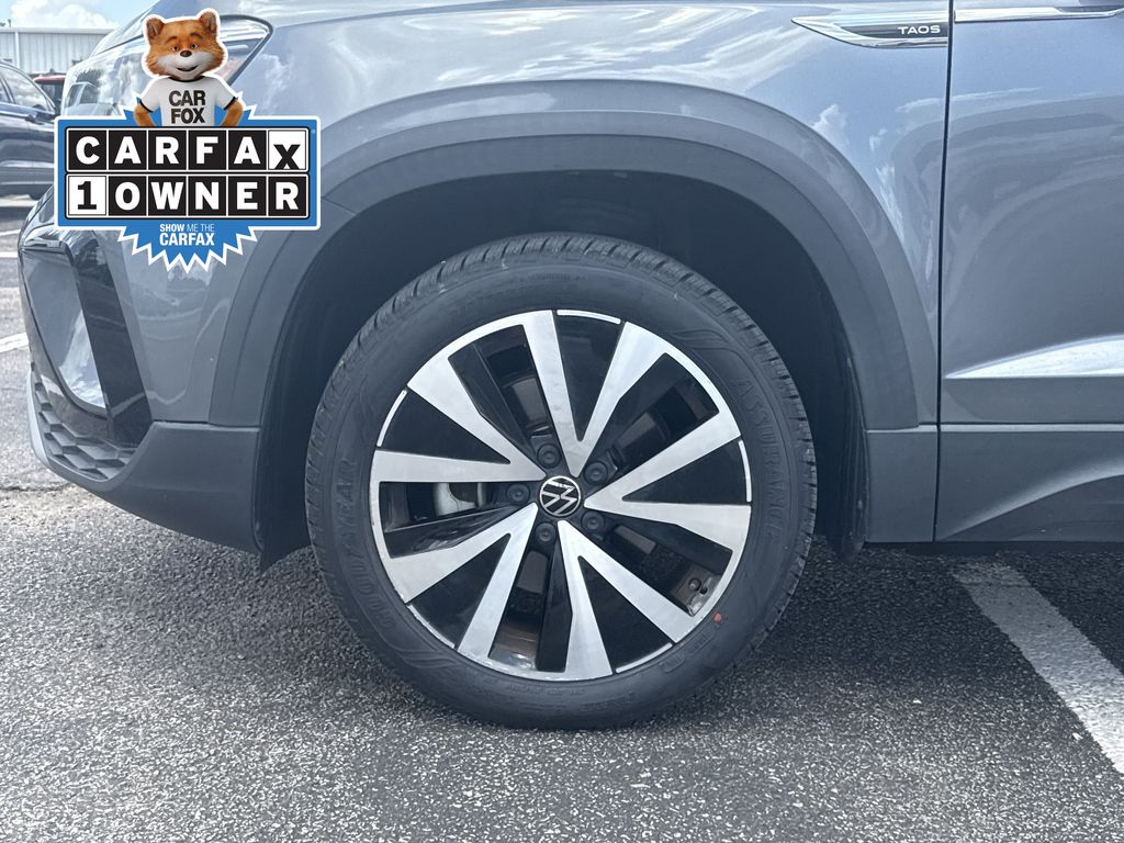 2022 Volkswagen Taos 1.5T SE Gray at DeMontrond Auto Country
