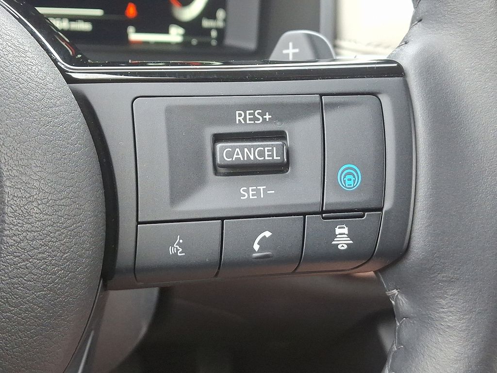2024 Nissan Rogue SL 22