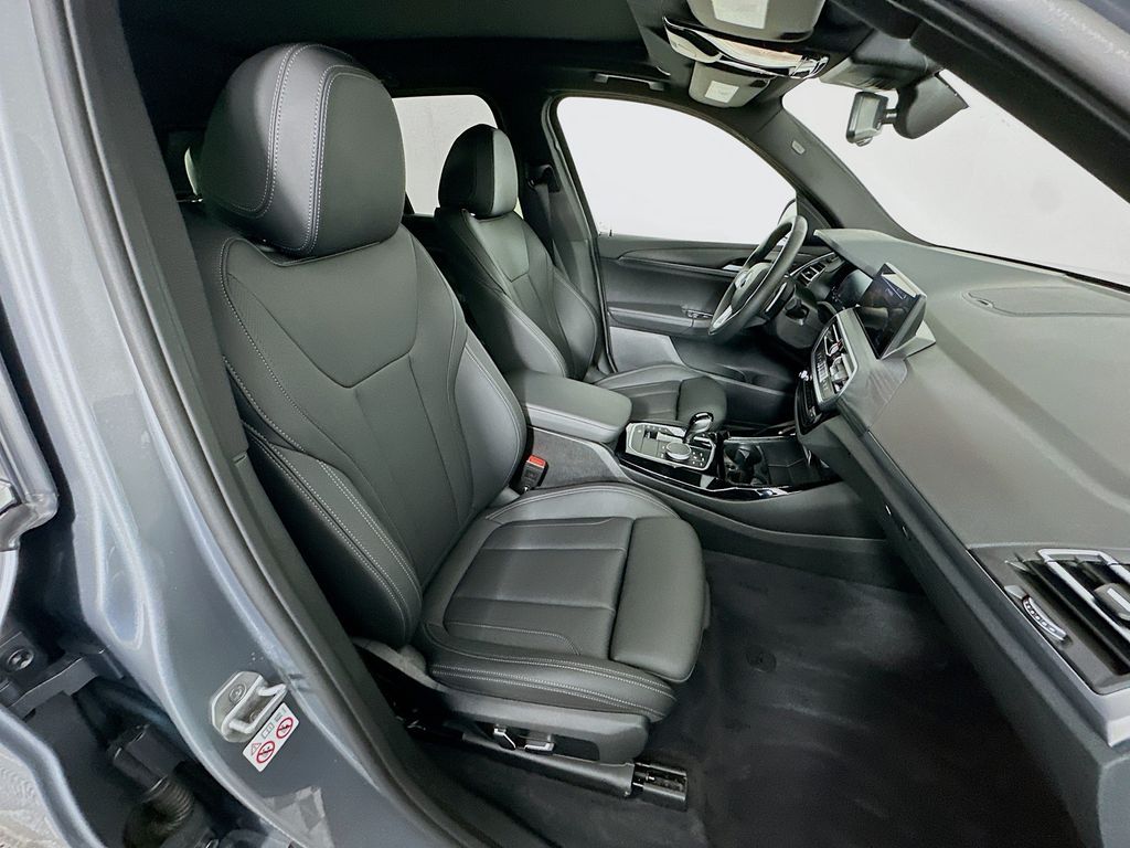 Thumbnail: 2024 BMW X3 - 29