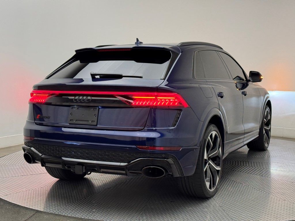 Thumbnail: 2021 Audi RS Q8 - 14