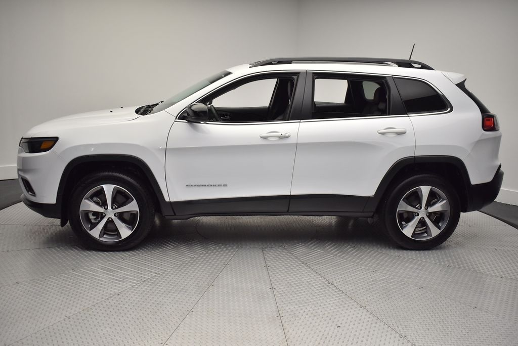 Thumbnail: 2022 Jeep Cherokee - 8