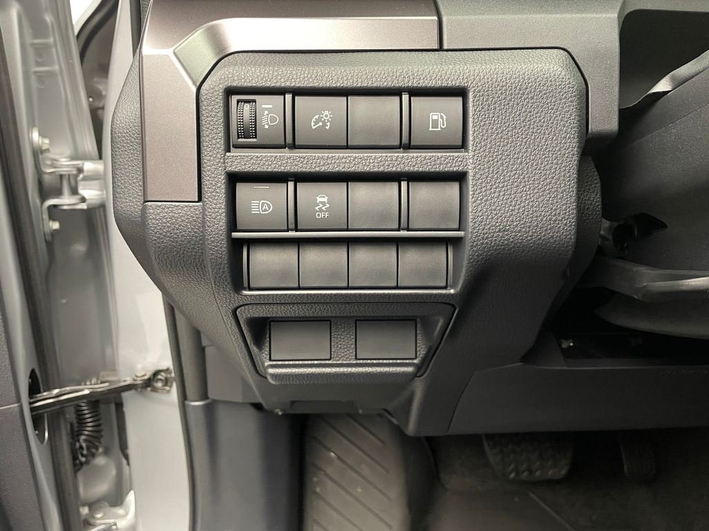 Thumbnail: 2025 Toyota 4Runner - 29