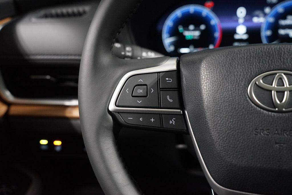 Thumbnail: 2026 Toyota Grand Highlander - 14