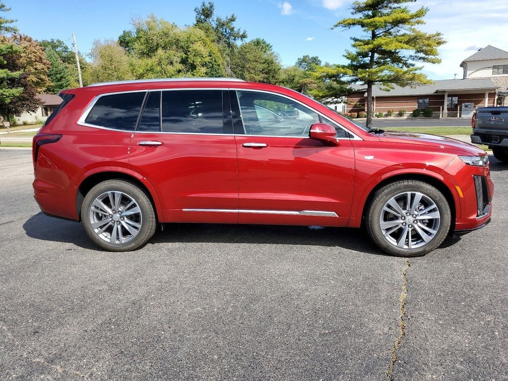 2025 Cadillac XT6 Premium Luxury 7