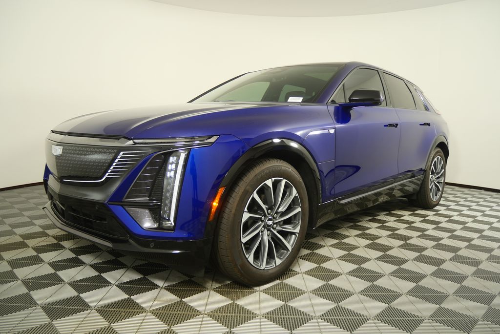 Thumbnail: 2024 Cadillac Lyriq - 7