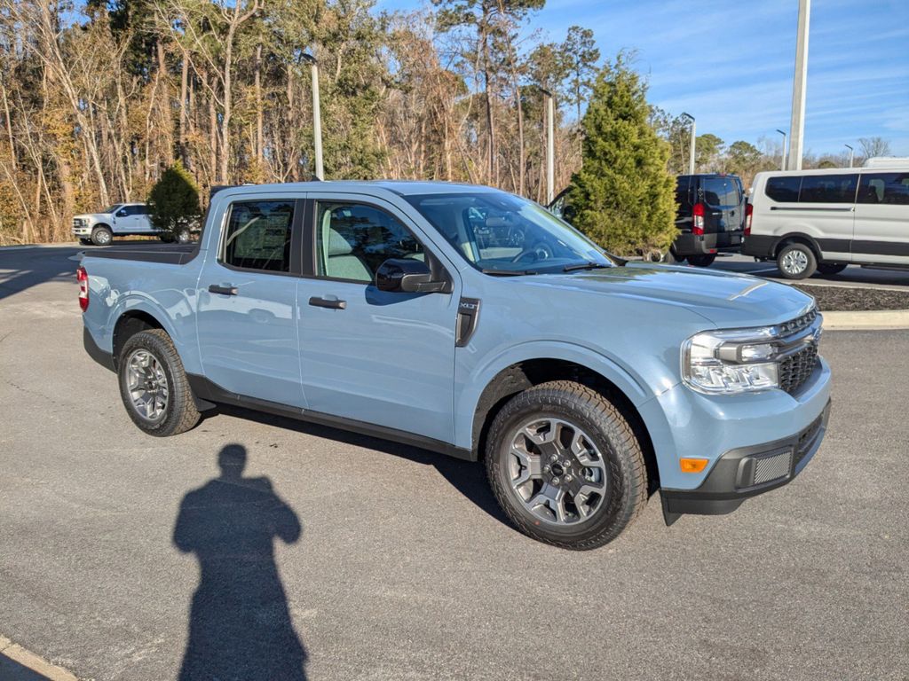 2024 Ford Maverick XLT