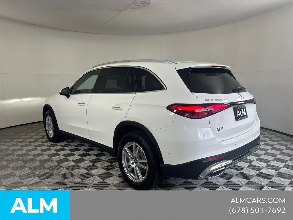 Used 2025 White Mercedes-Benz GLC 300 image 8