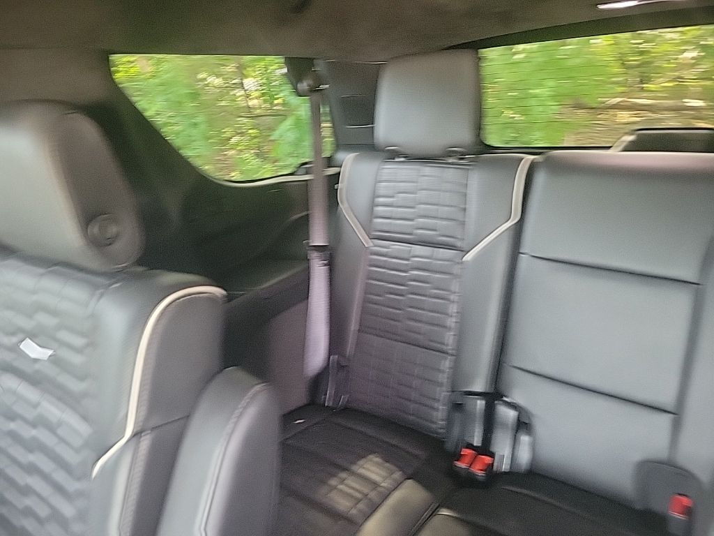Used 2023 Black Cadillac Sport Platinum image 26