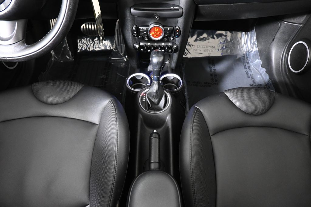 Thumbnail: 2015 MINI Cooper - 30