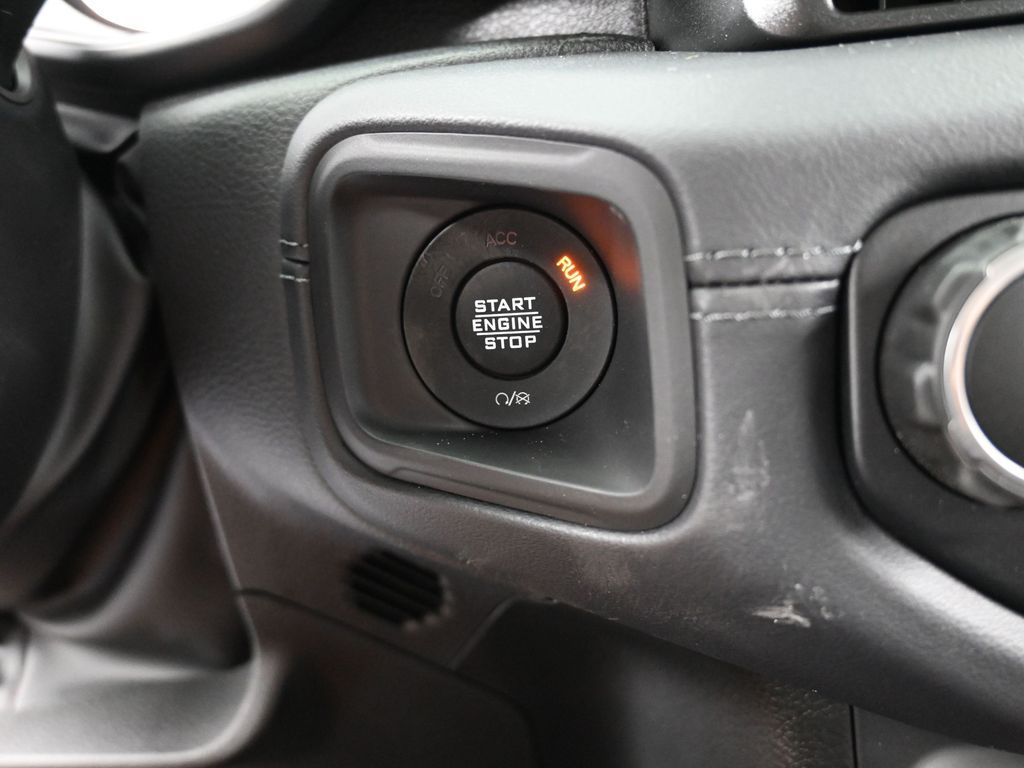 New 2025 Bright White Clearcoat Jeep Sahara image 21