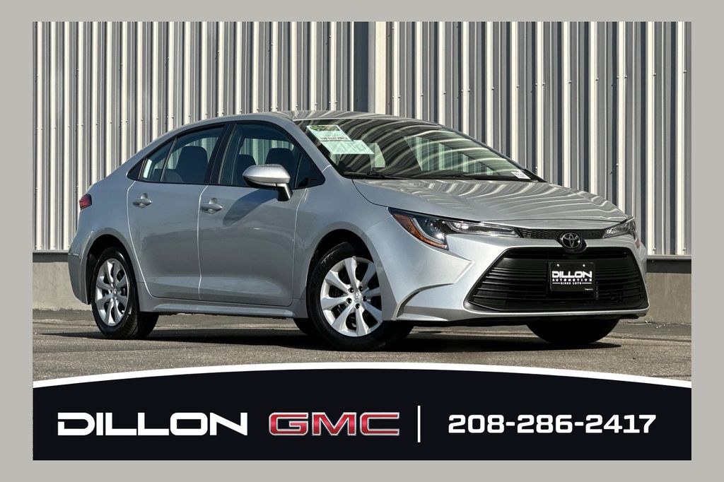  2025 Toyota Corolla LE FWD   