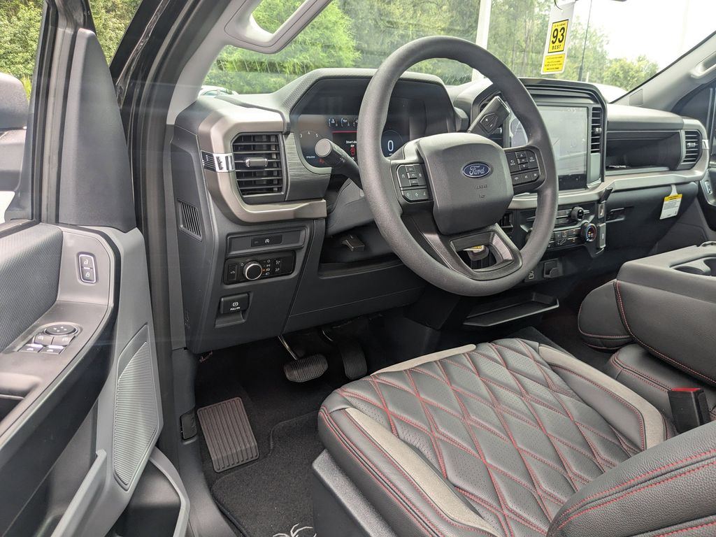 2025 Ford F-150 Black Widow