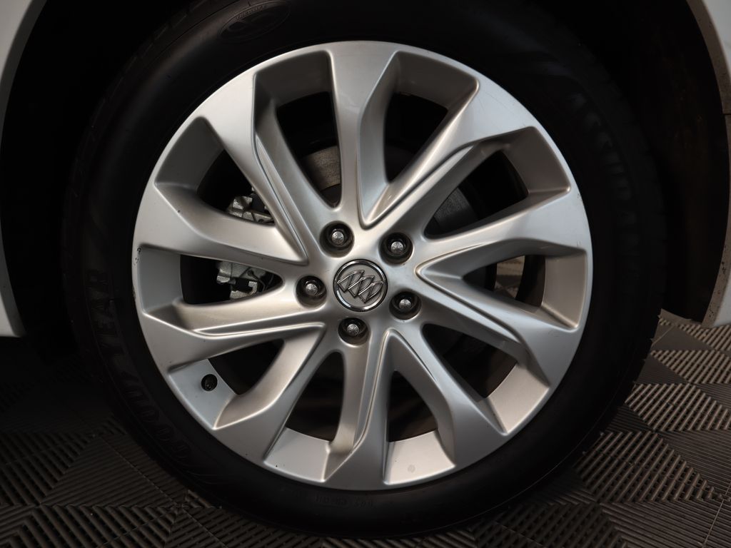 Thumbnail: 2018 Buick Envision - 32