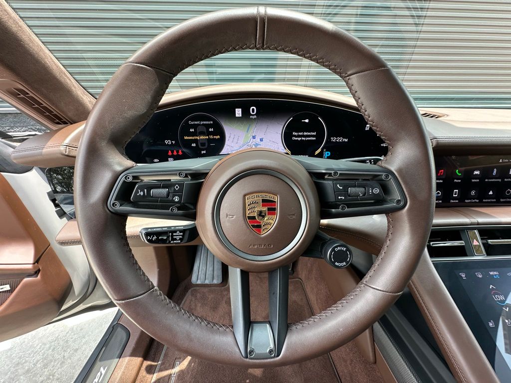 2024 Porsche Taycan Turbo 19