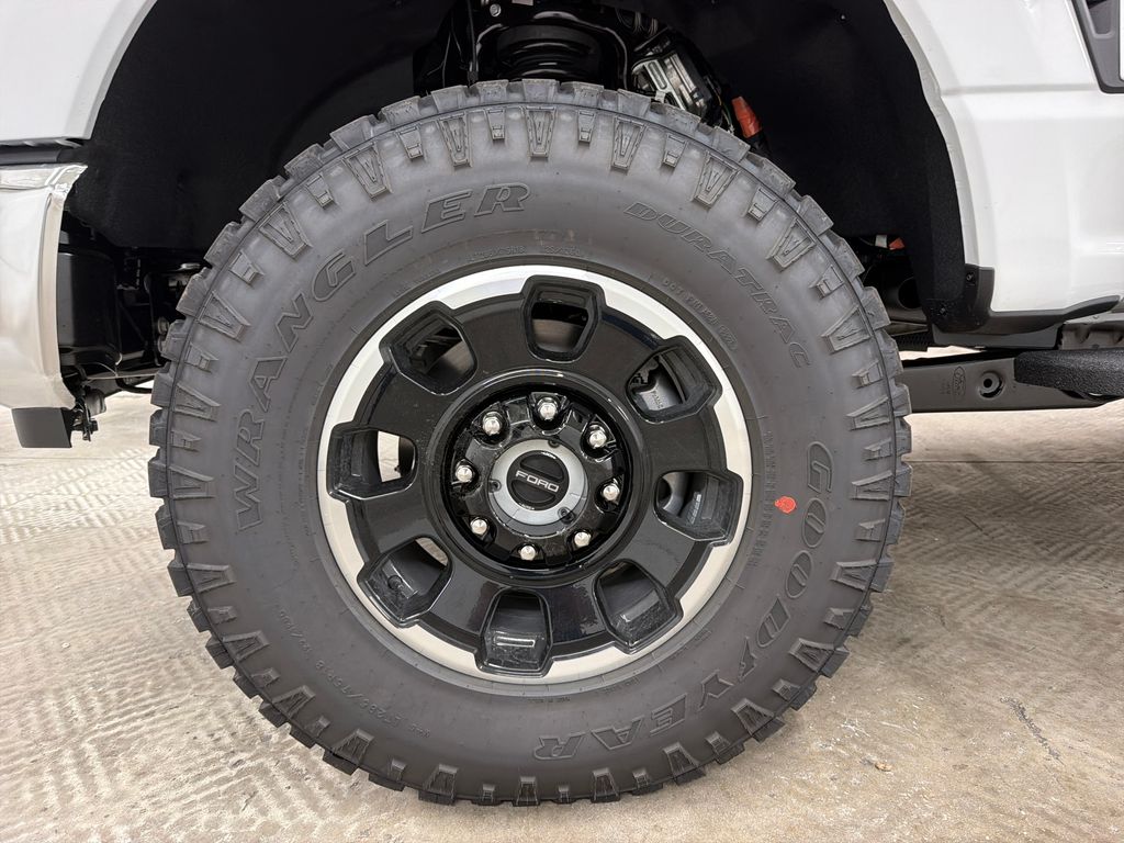 New 2026 White Ford Lariat Tremor image 11