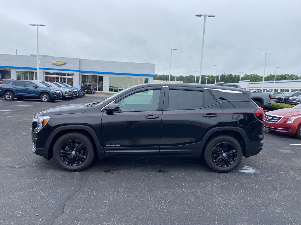 Thumbnail: 2022 GMC Terrain - 2