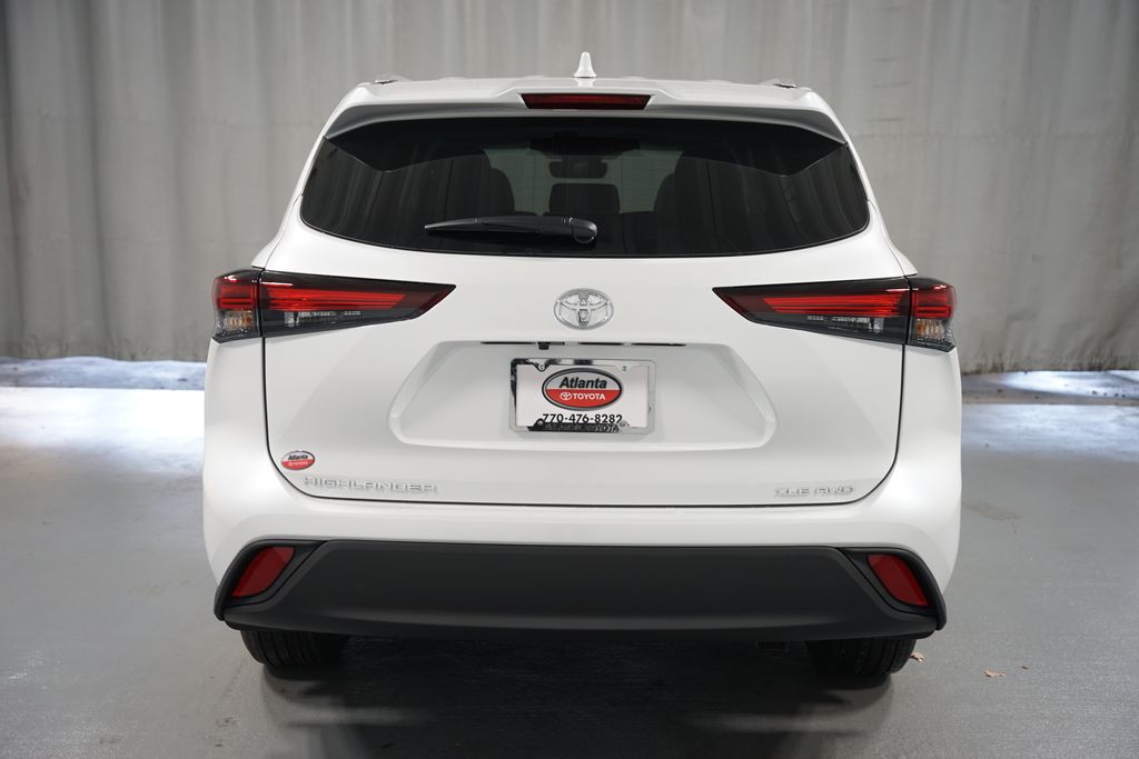 Thumbnail: 2026 Toyota Highlander - 7