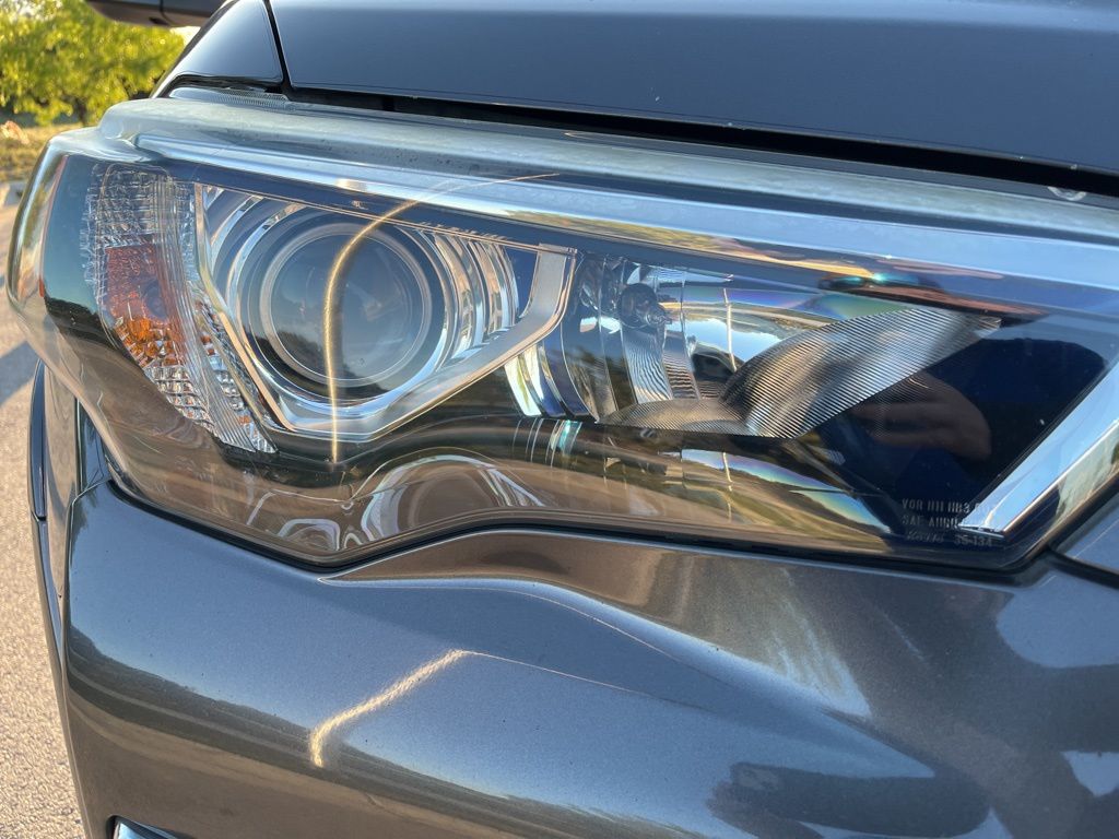 2018 Toyota 4Runner Limited 13