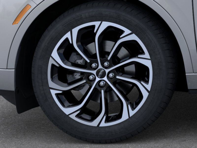 New 2026 Silver Lincoln Reserve image 19