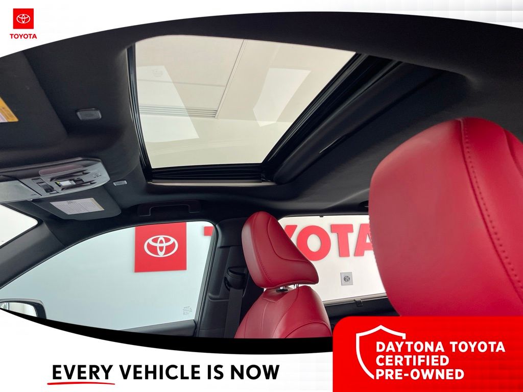 Used 2023 Toyota Highlander SUV
