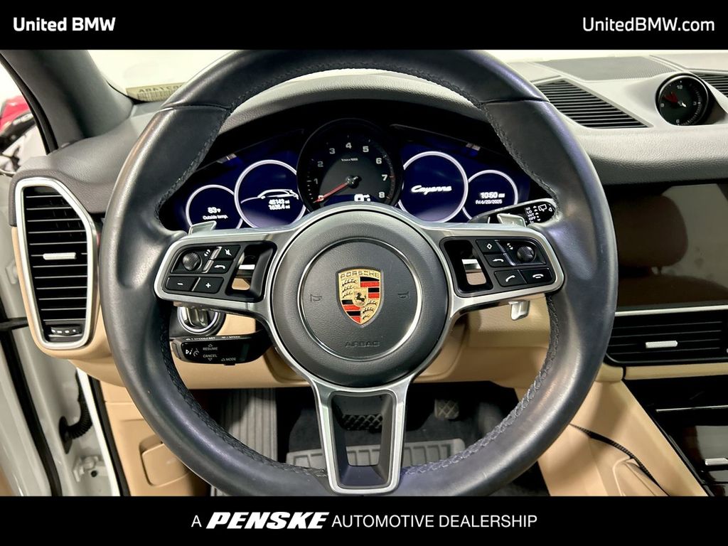 Thumbnail: 2023 Porsche Cayenne - 14