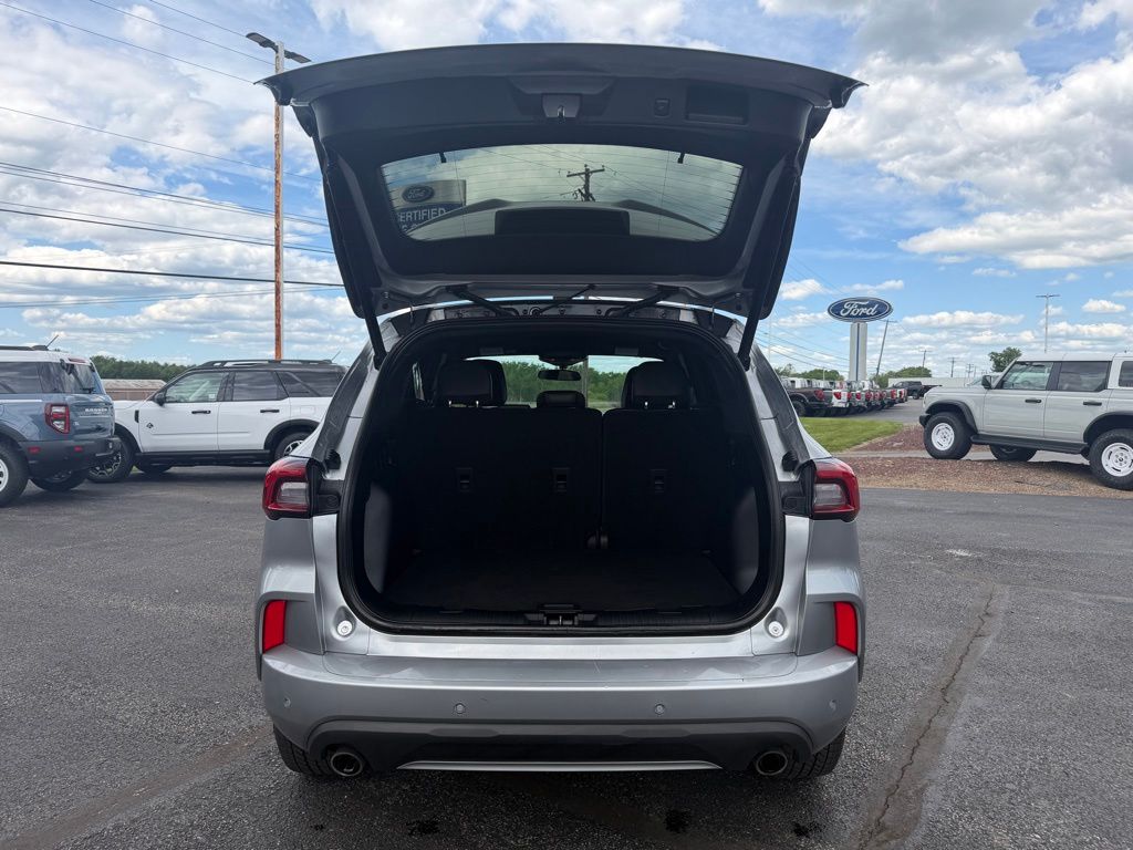 2024 Ford Escape ST-Line Silver at Bob Ruth Ford