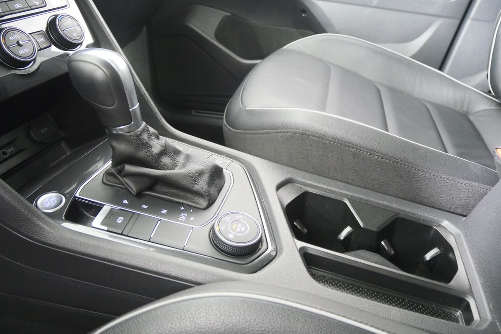 Thumbnail: 2019 Volkswagen Tiguan - 27