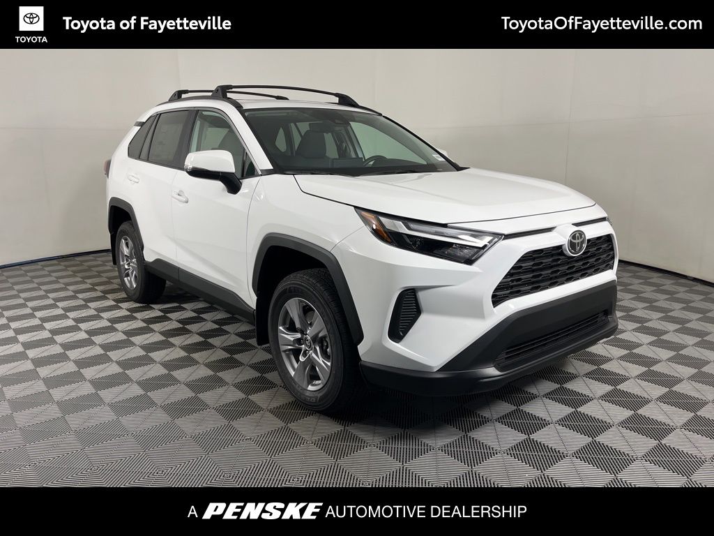 Thumbnail: 2025 Toyota RAV4 - 6