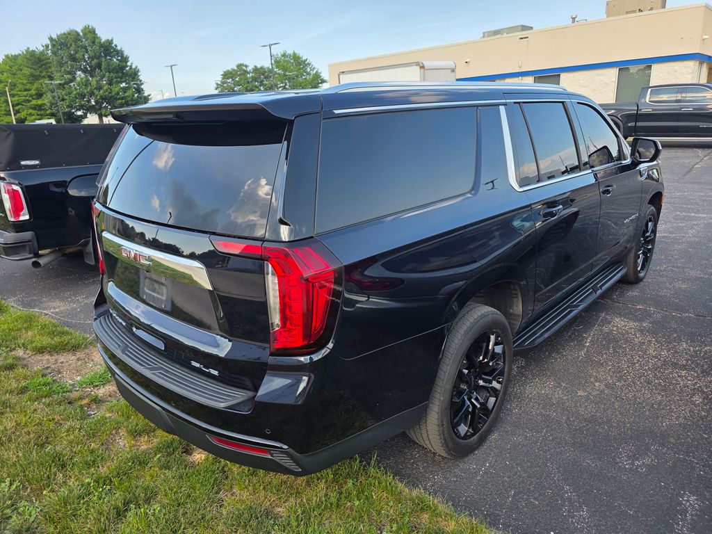 Midnight Blue Metallic 2024 GMC Yukon XL SUV / Crossover Four-Wheel Drive