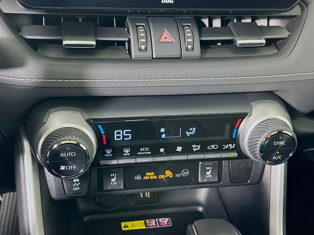 Thumbnail: 2024 Toyota RAV4 - 16