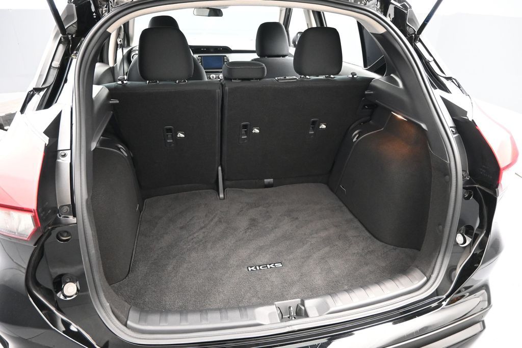 2024 Nissan Kicks SV Xtronic CVT