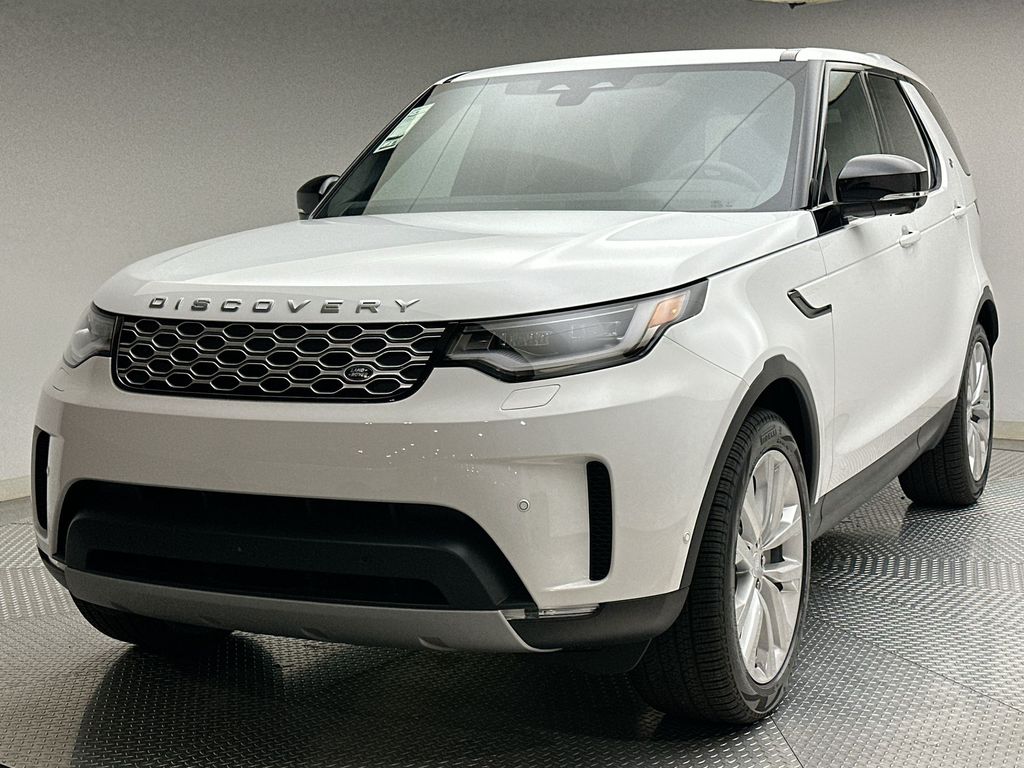 Thumbnail: 2026 Land Rover Discovery - 1