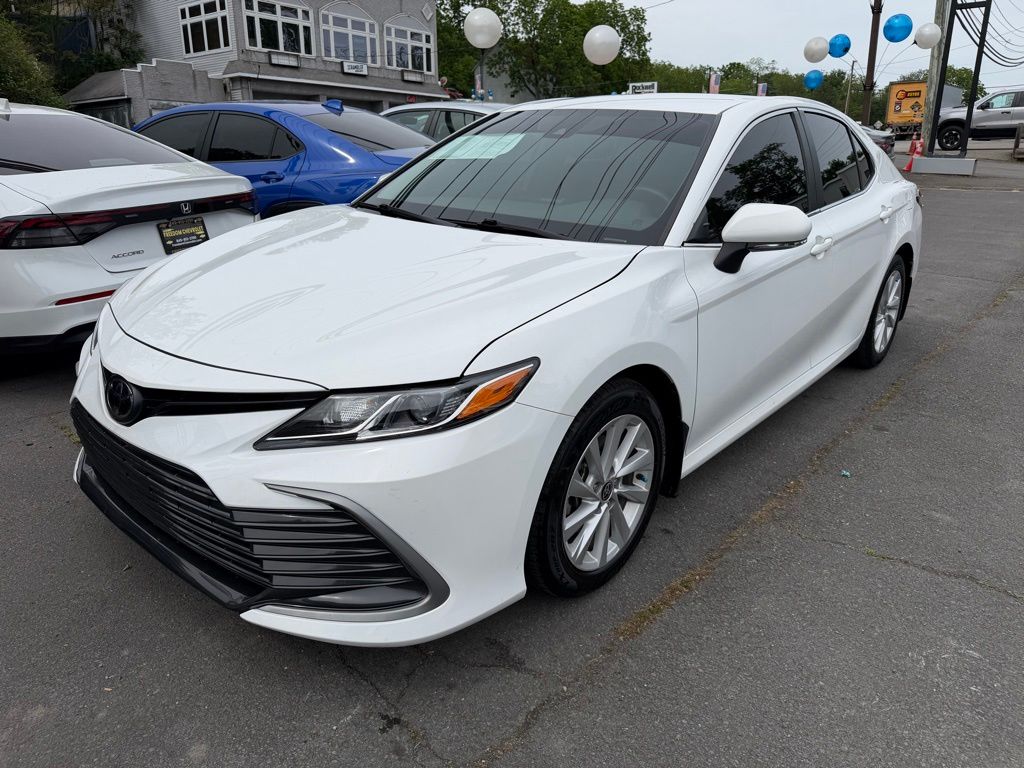 Ice 2024 Toyota Camry LE FWD Sedan Front-Wheel Drive 8-Speed Automatic