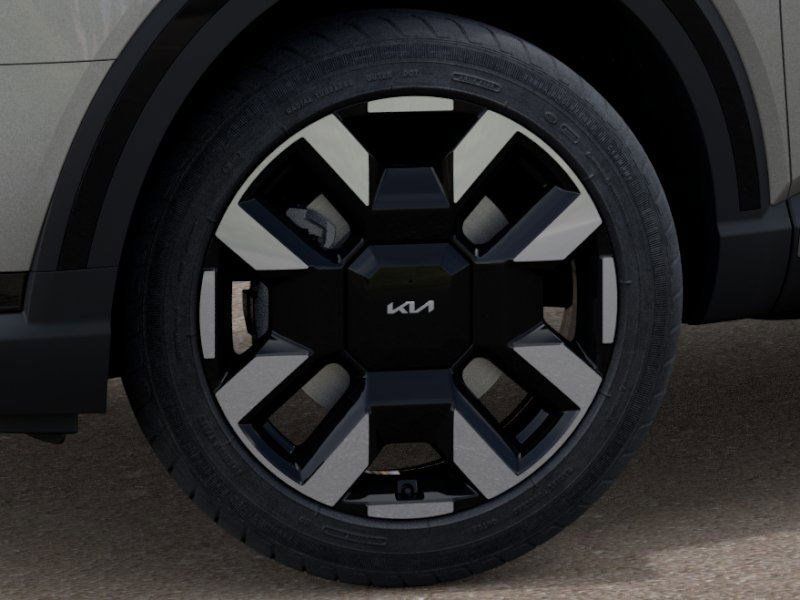 New 2027 Ivory Silver Kia S image 9