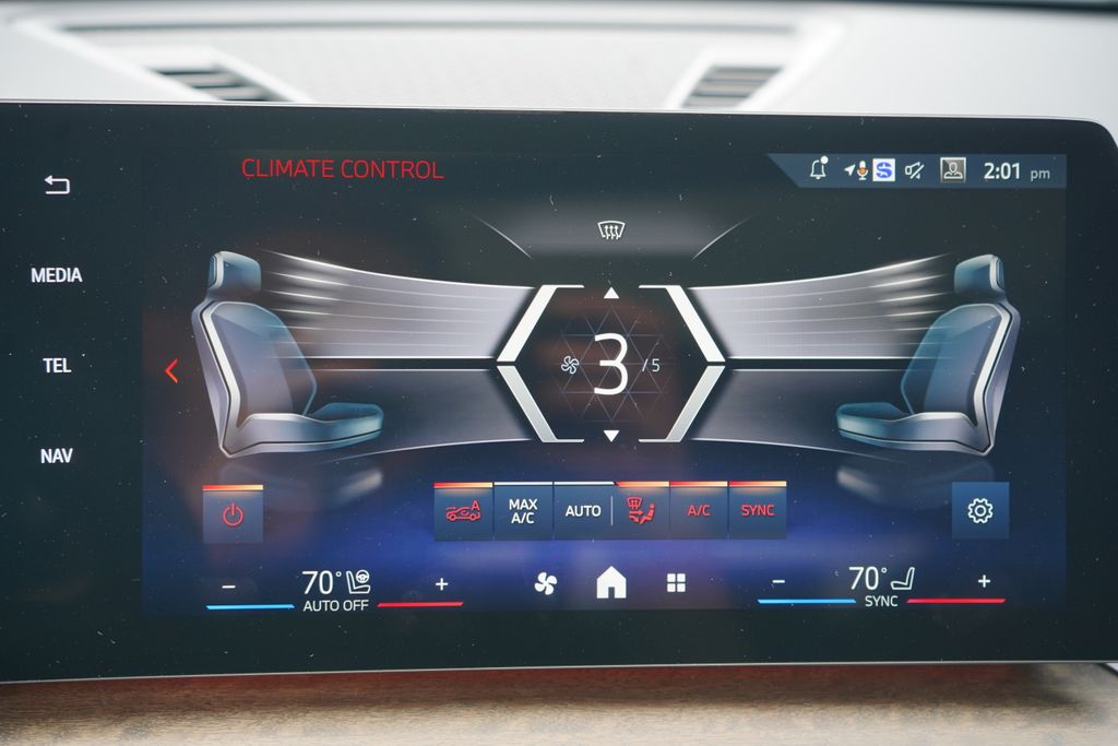 Thumbnail: 2026 BMW X1 - 17