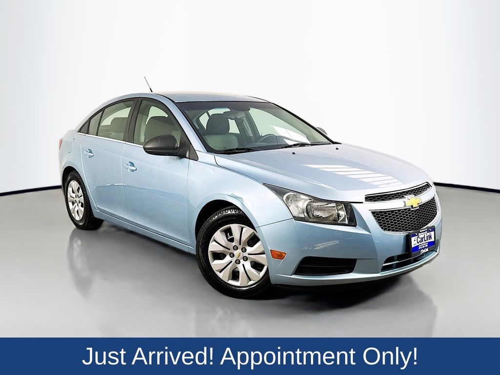 Carlisle Blue Metallic 2012 Chevrolet Cruze Sedan Front-Wheel Drive 6-Speed Automatic Overdrive