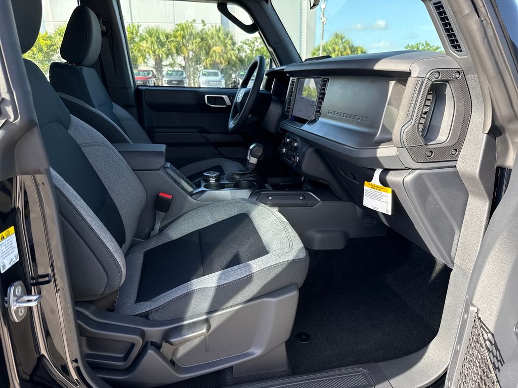 New 2026 Black Ford Base image 22