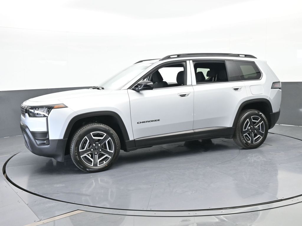 New 2026 silver zynith clearcoat Jeep Laredo image 2