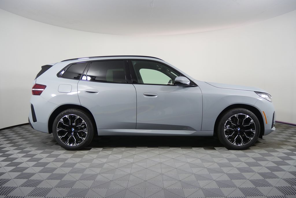 Thumbnail: 2026 BMW X3 - 2