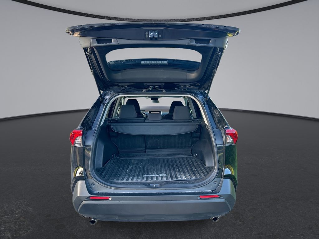 Thumbnail: 2025 Toyota RAV4 - 29