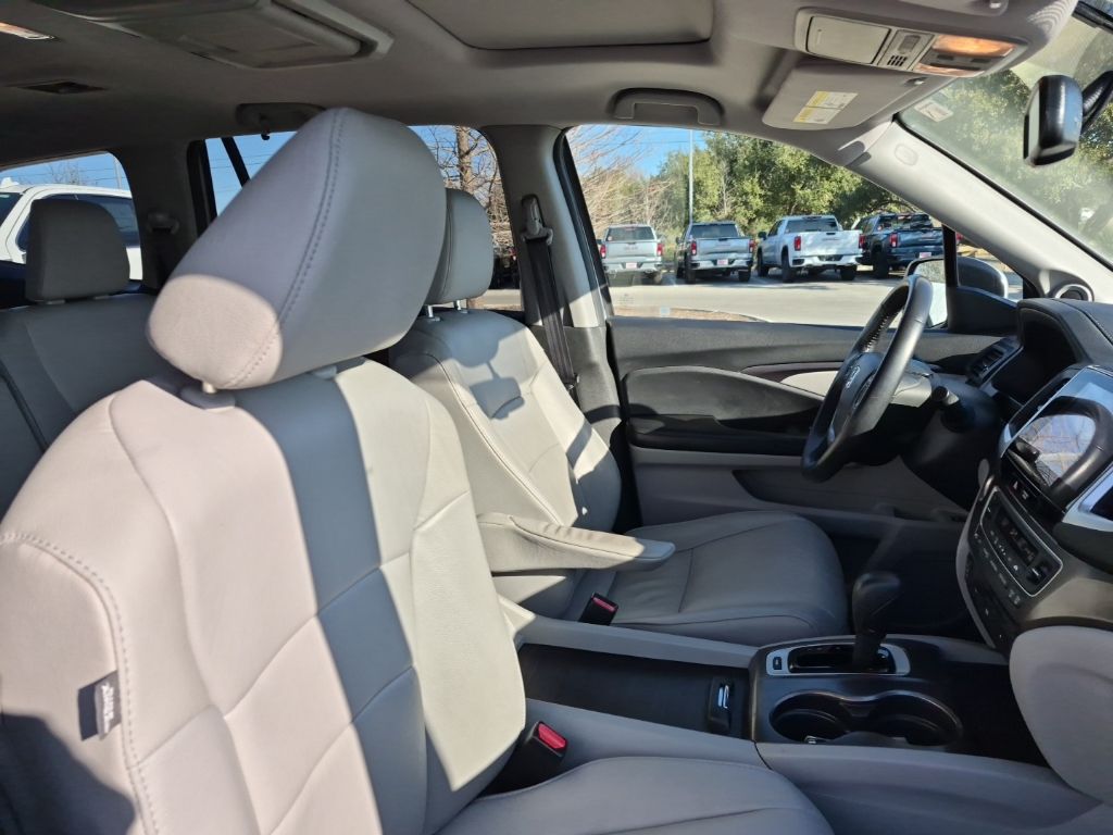 Used Car 2017 Honda Pilot  Ex-l For Sale Under $20,000 In Austin, Texas