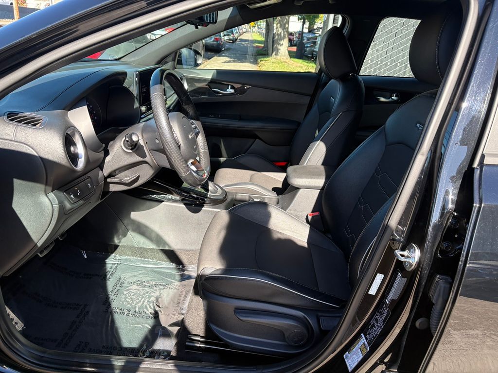 2024 Kia Forte GT-Line