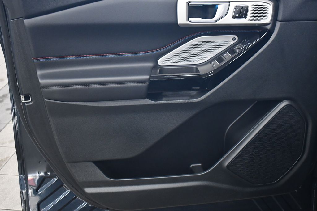 Thumbnail: 2023 Ford Explorer - 15