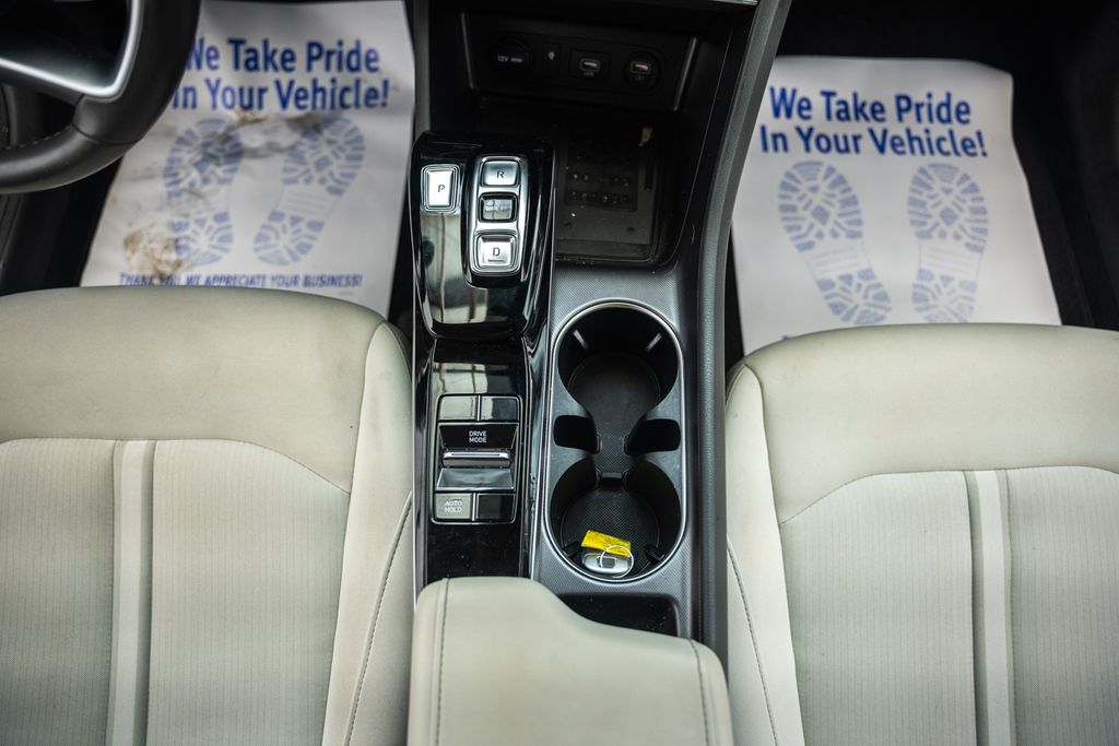 HyundaiSonata Hybrid26