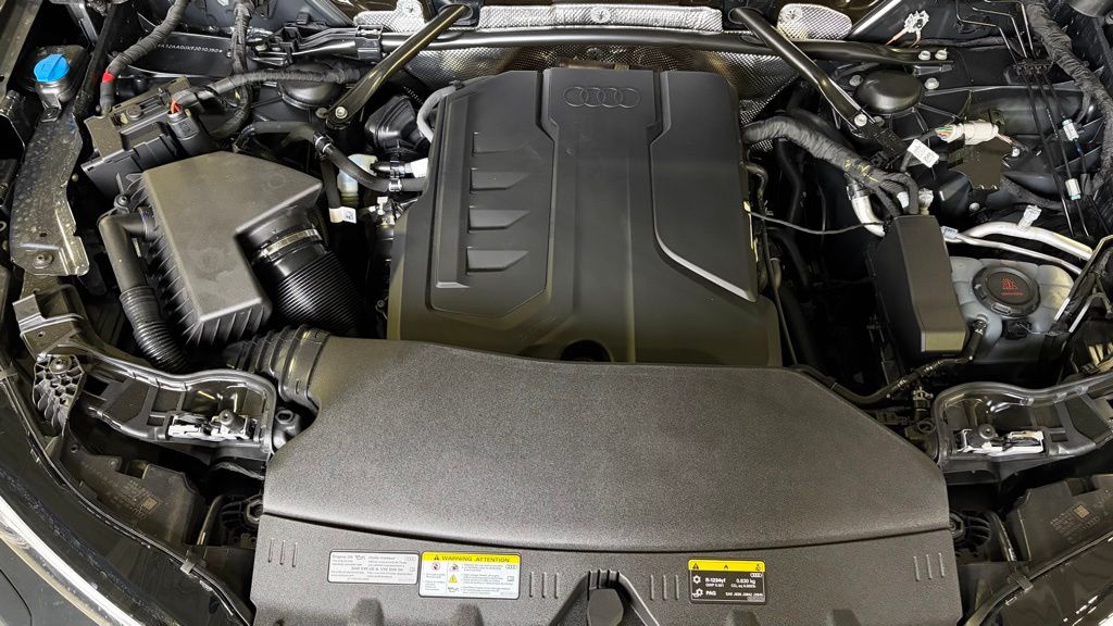 Thumbnail: 2026 Audi Q5 - 11