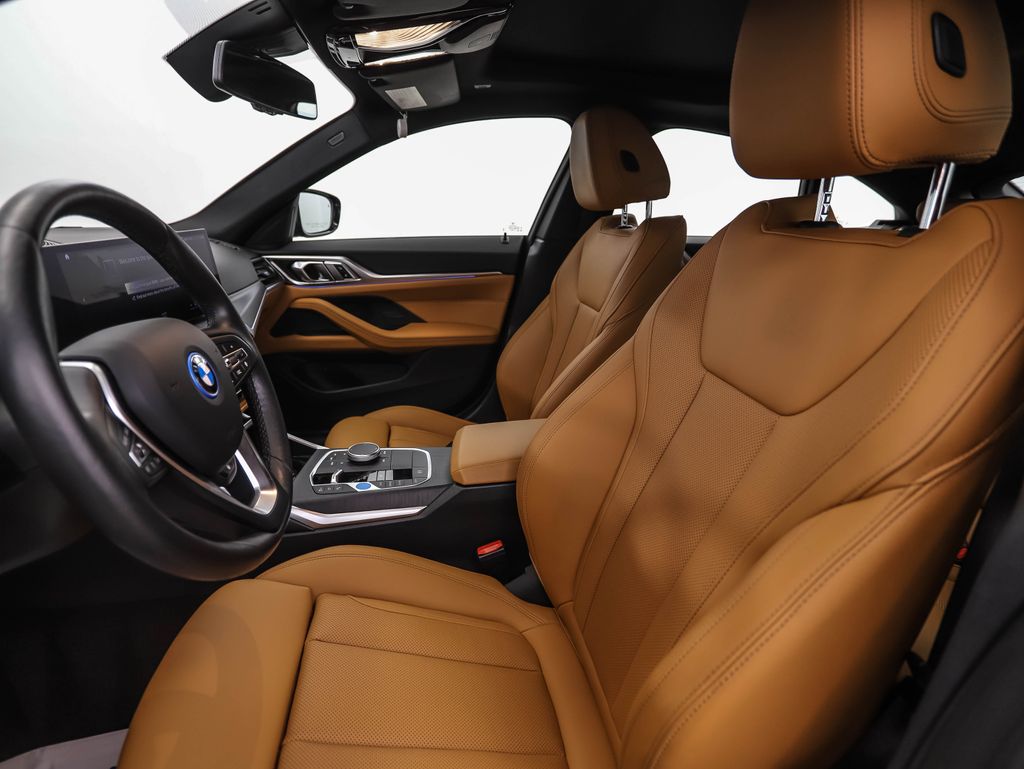 Thumbnail: 2023 BMW i4 - 11