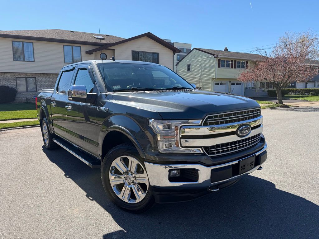 Gray (Magnetic) 2019 Ford F-150 Lariat SuperCrew 4WD Pickup Truck Four-Wheel Drive Automatic